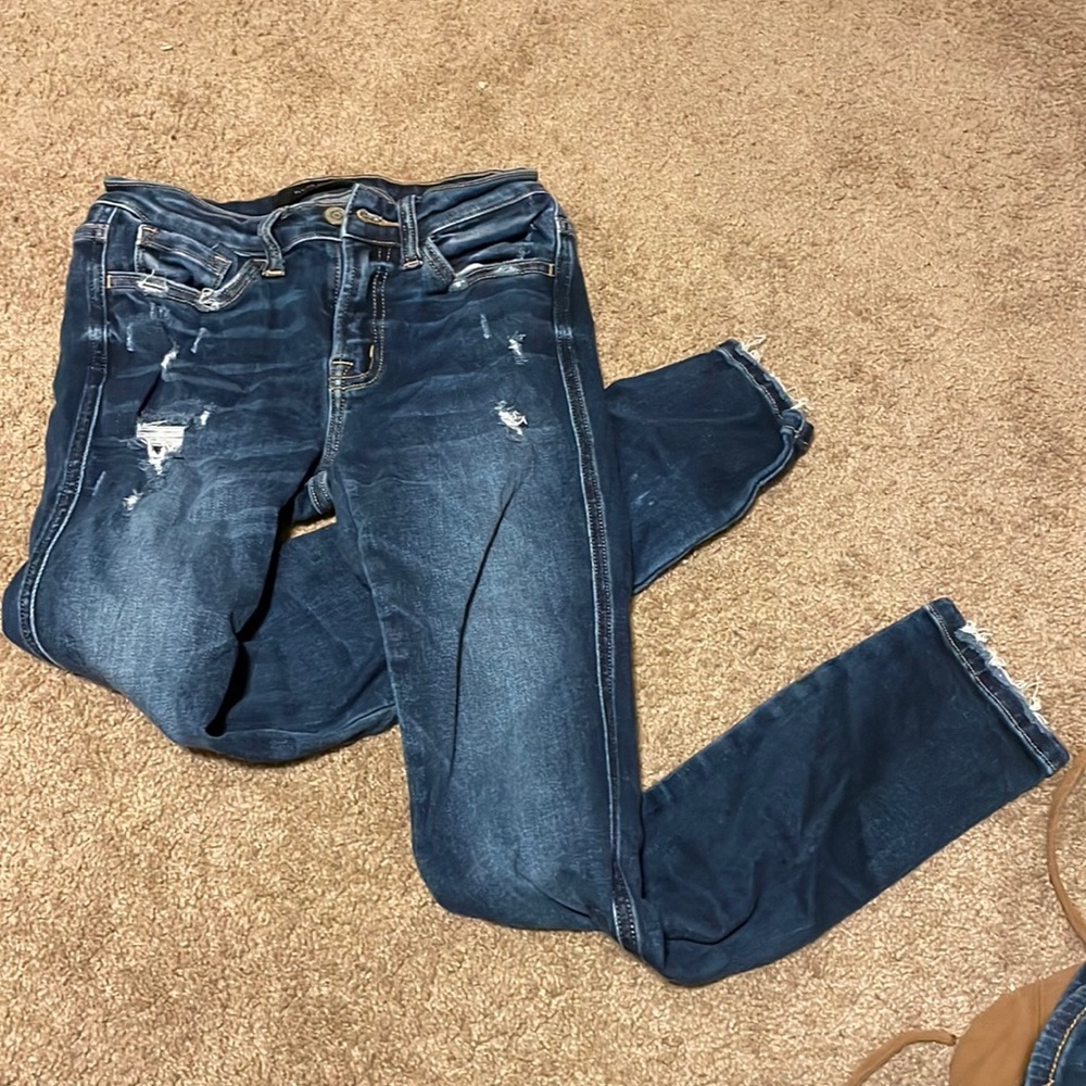 BUCKLE jeans